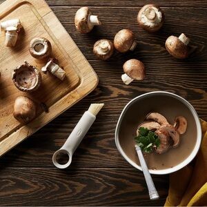 Chef'n ShroomBroom Mushroom Cleaning Brush and Corer, 5.38 inches, Taupe